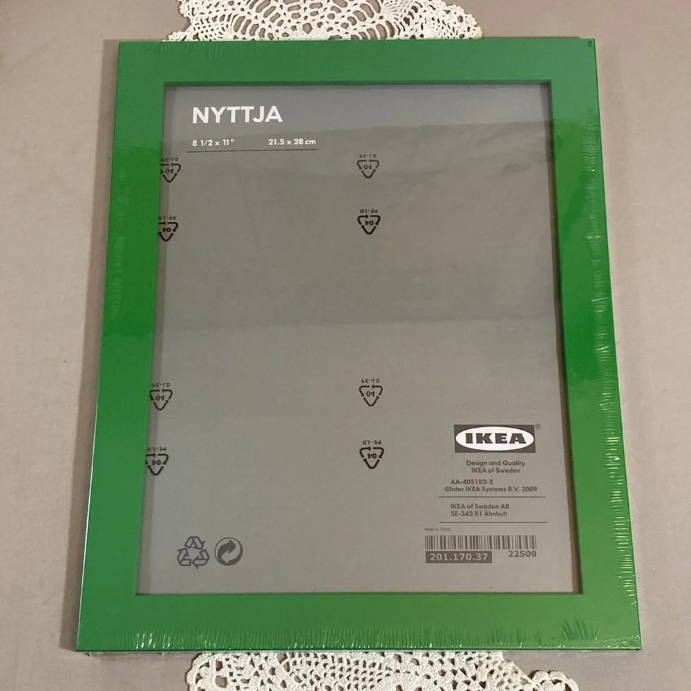 New IKEA NYTTJA Picture Frames Set Of 3